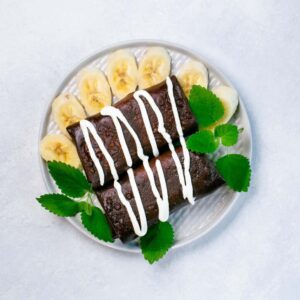 Mlyntsi (crepes) med ost, banan och choklad-nötkräm