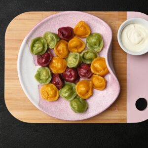 Pelmeni (små dumplings) Barnrätt med kyckling